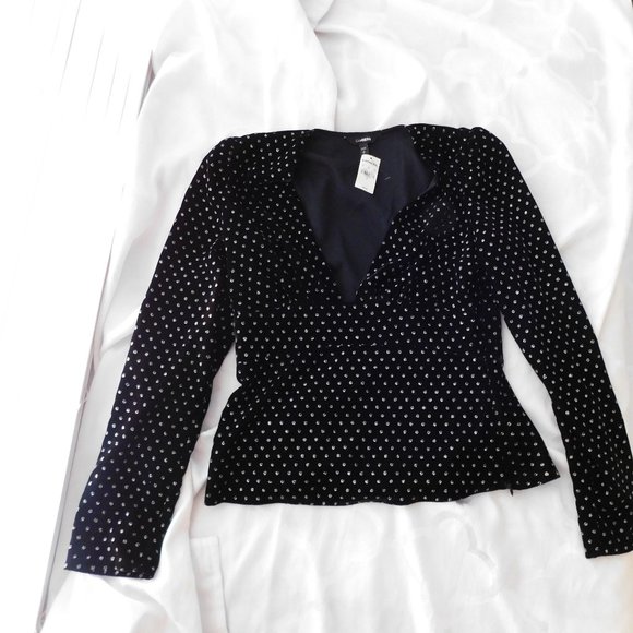 NWT - Express - Sexy Deep V-Neck Velvet Top with Sparkle, SZ: XS - Picture 3 of 10